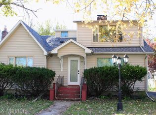1057 La Salle Ave, Waterford, MI 48328