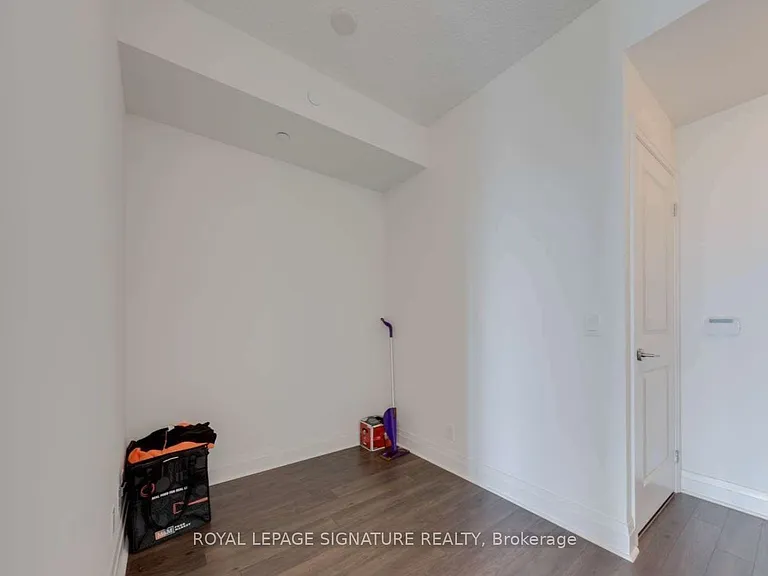 17 Zorra St #1407 — Photo 11