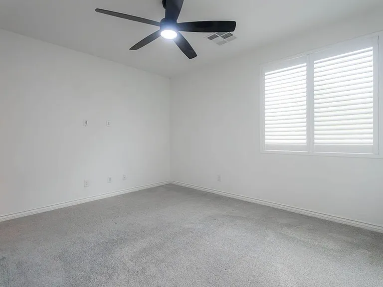 8243 Vino Merlot Ave — Photo 23