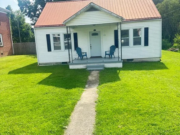 155 Payne St, Tazewell, VA 24651