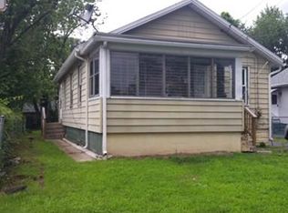 12 Brickett St, Springfield, MA 01119