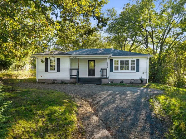 1040 6th St NE, Cleveland, TN 37311