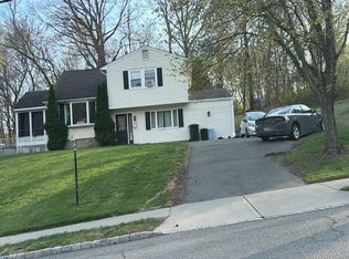15 Columbia St, Wharton, NJ 07885