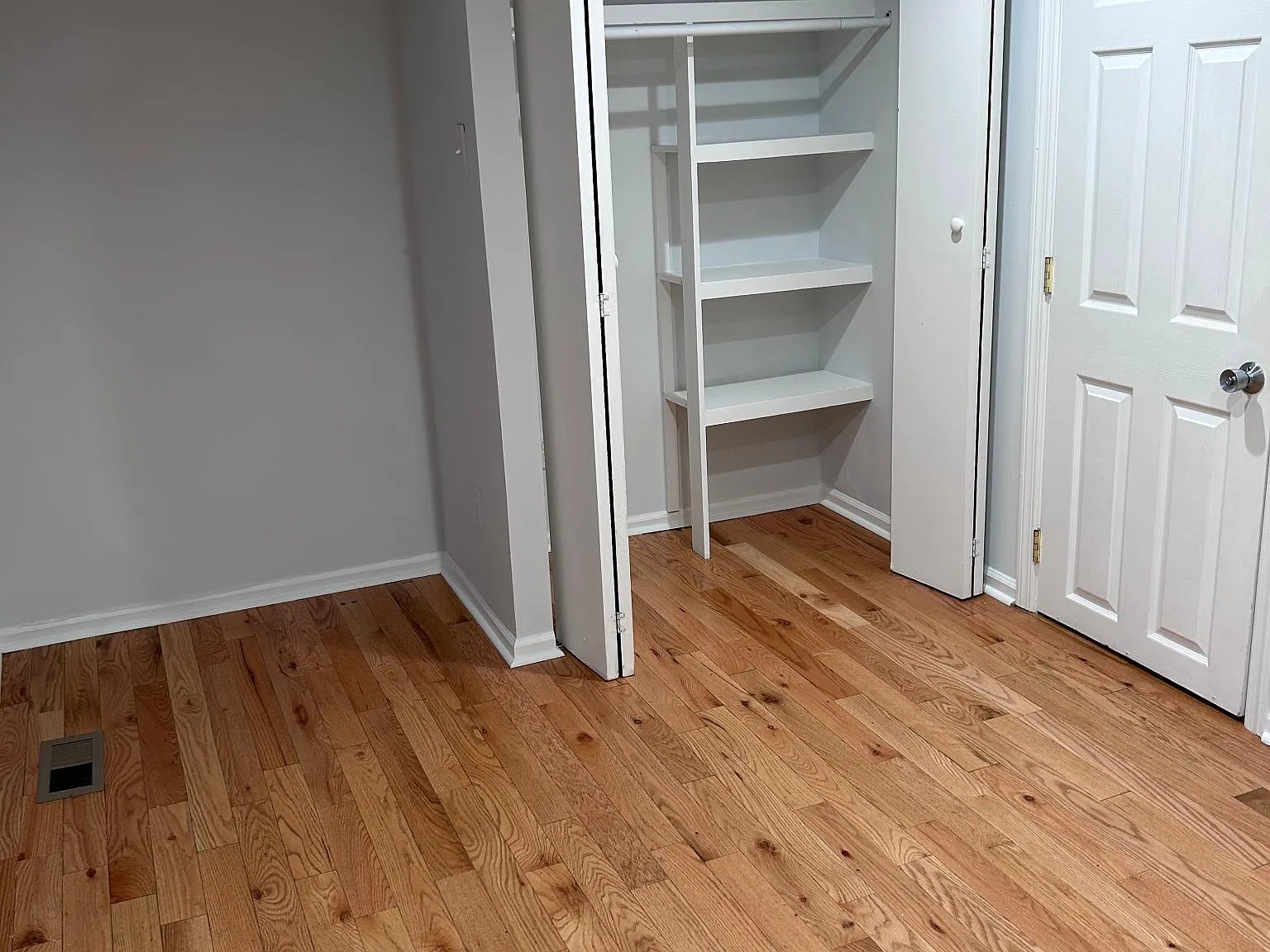 2 bed, 900 sqft, $2,250 — Photo 4