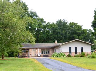 9286 Painter School Rd, Berrien Center, MI 49102