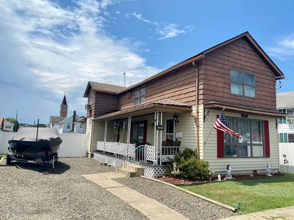 120 Pettebone St, Duryea, PA 18642