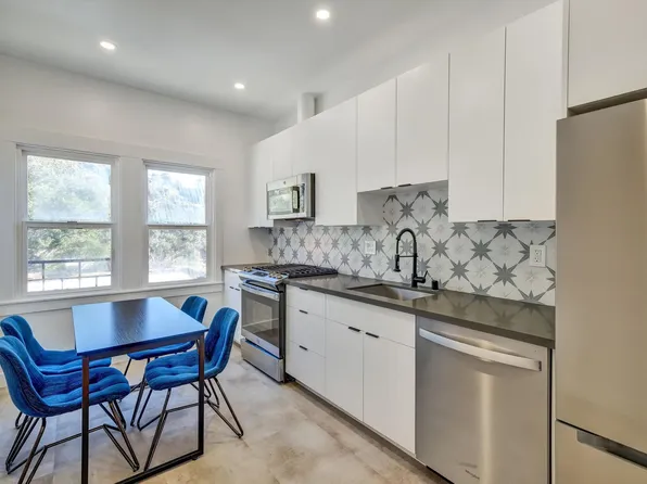 1565-1579 Arch Street