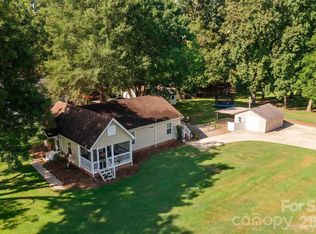 555 Palmer Rd, Rockwell, NC 28138