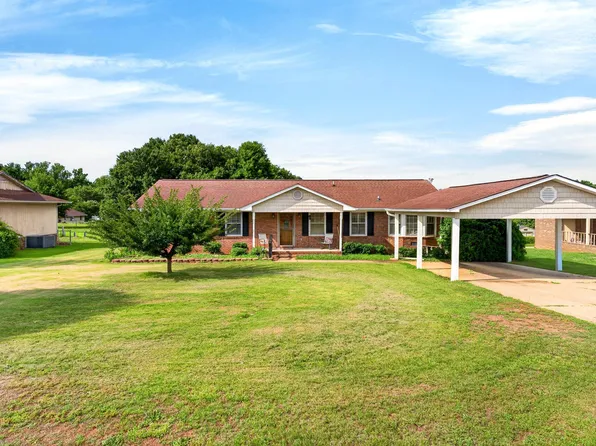 208 Coach Hill Dr, Gaffney, SC 29340