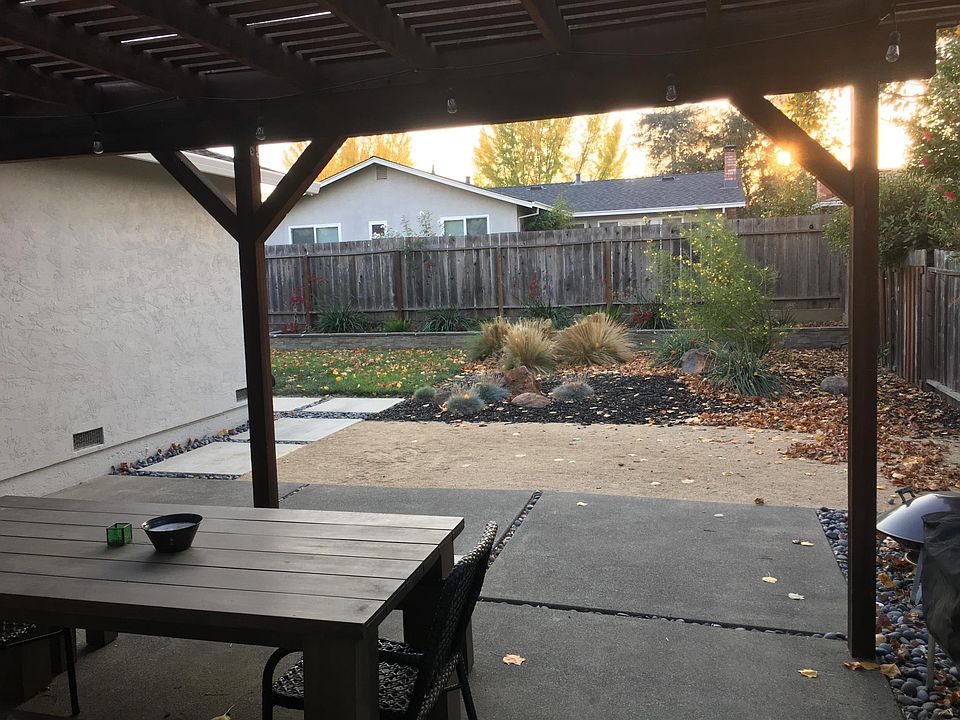 2nd image of 3637 Palo Verde St