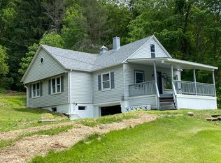 840 Church St, Clifford Township, PA 18421