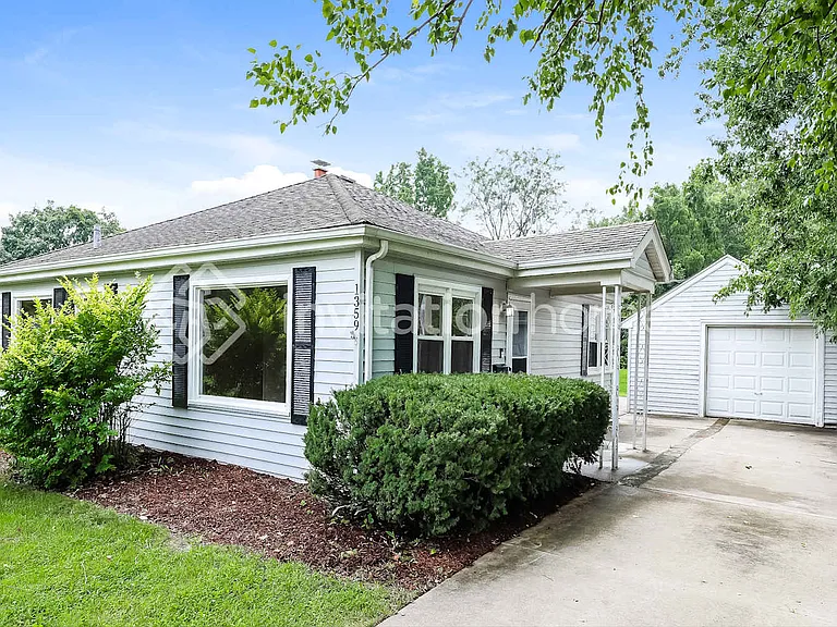 1359 Raymond Dr — Photo 1