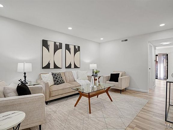 2nd image of 4234 Burnett Walk