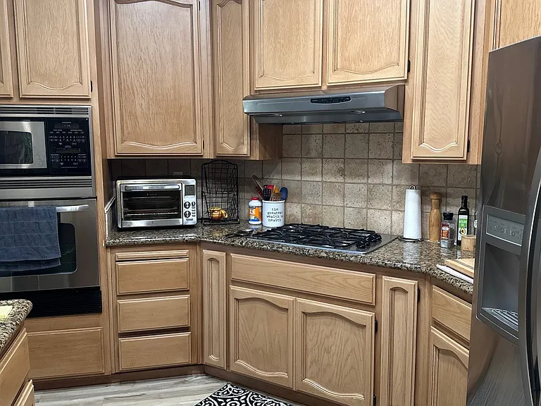 107 Traylen Ct — Photo 11