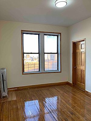 1st image of 40 Saint Nicholas Pl APT 6D