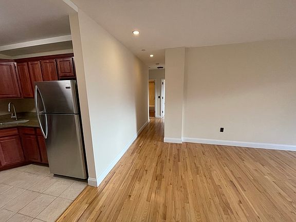 3rd image of 598 President St #6E