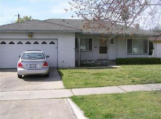 3027 N 10th St, Fresno, CA 93703