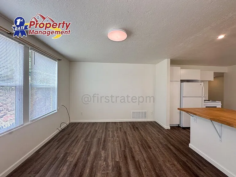 3108 1/2 N 28th St — Photo 9