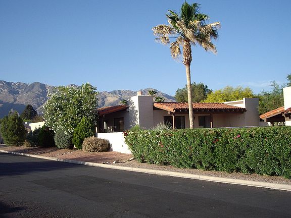 4th image of 5510 E Valle Del Sol