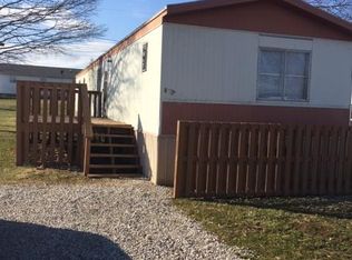 5 Debbie Ct, Brandenburg, KY 40108