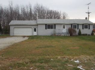 3616 Duce Rd, Avoca, MI 48006