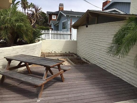 5th image of 238 S Helix Ave