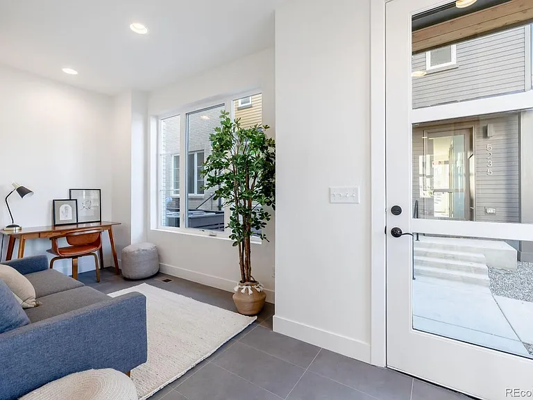 5231 N Eliot St — Photo 19