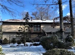 141 Andrew Ave, Oakland, NJ 07436