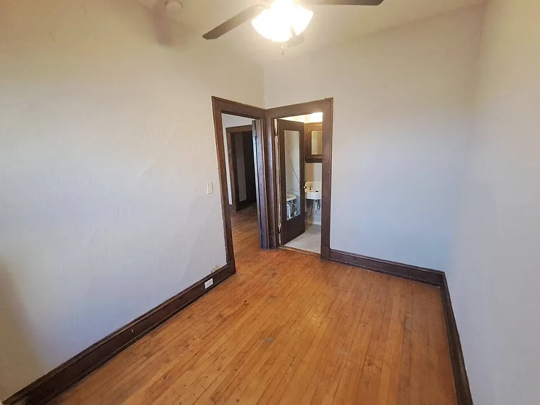 225 Place Apartments — Photo 62