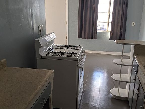 3rd image of 349 E Glenn St APT 1