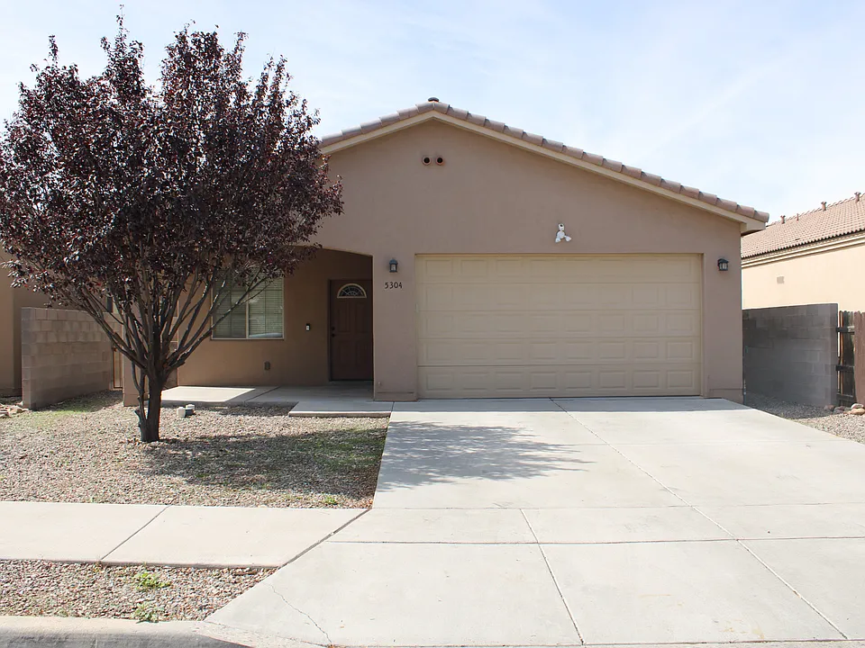 5304 Joshua Ln
