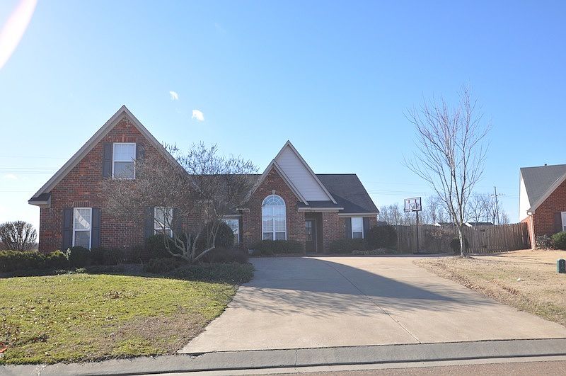 1st image of 8019 Park Pike Dr