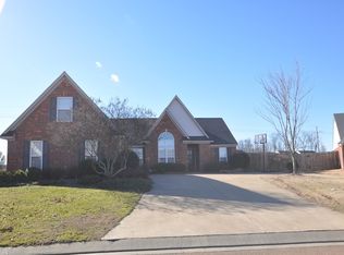 8019 Park Pike Dr, Southaven, MS 38671