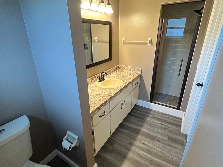 1660 Mason Ter #1 — Photo 15
