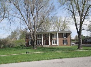918 E Main St #8-920, Danville, KY 40422