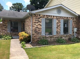 335 Chateau Dr SW, Huntsville, AL 35801