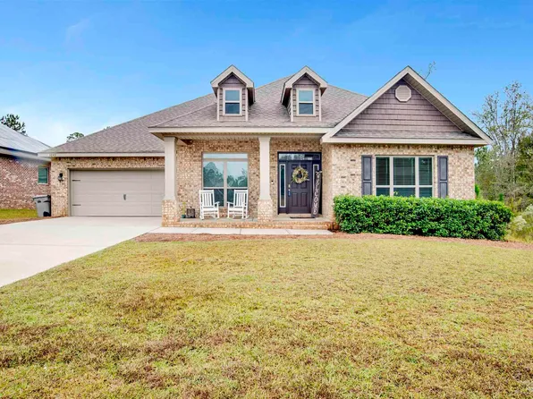 3843 Whitetail Ln, Pensacola, FL 32526