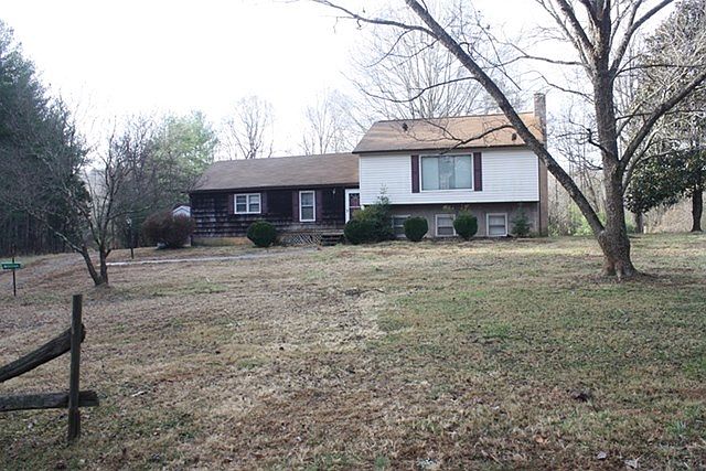 1st image of 280 Green Acres Cir