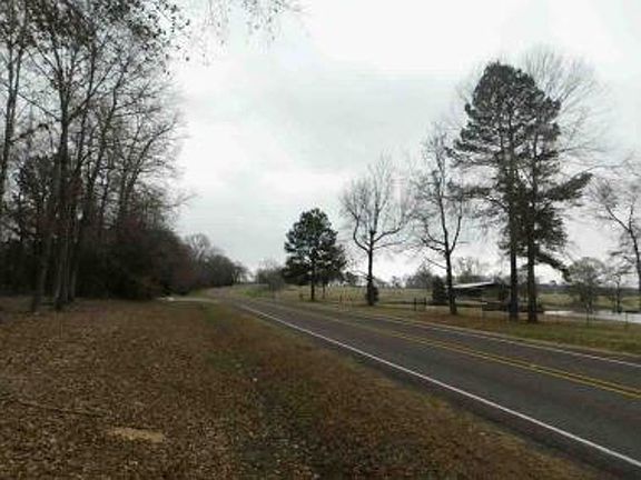 Exterior Neighborhood (street photo)
