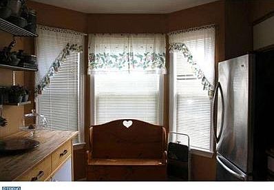 3rd image of 323 Jenville Ct