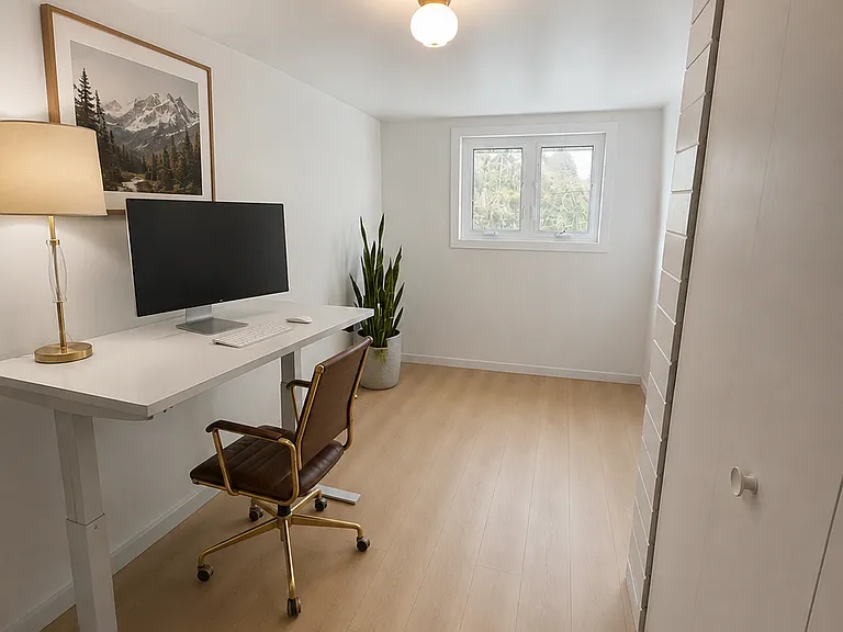 7985 Douglas Dr — Photo 14