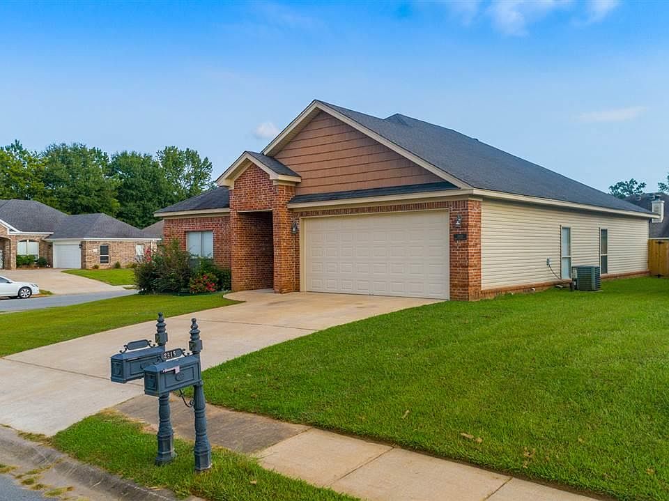 1st image of 2820 Mary Kathryn Ct