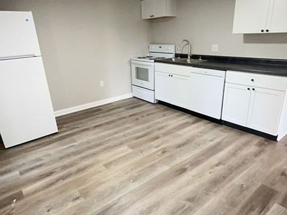 5th image of 1109 E Kirby Ave APT 2