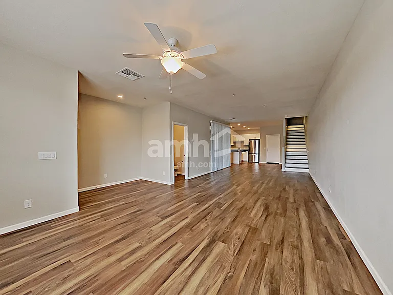 20747 W Maiden Ln — Photo 5