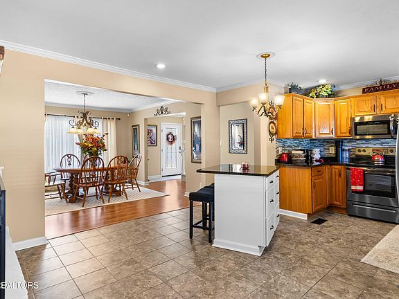 2nd image of 1351 Grand Colony Ln