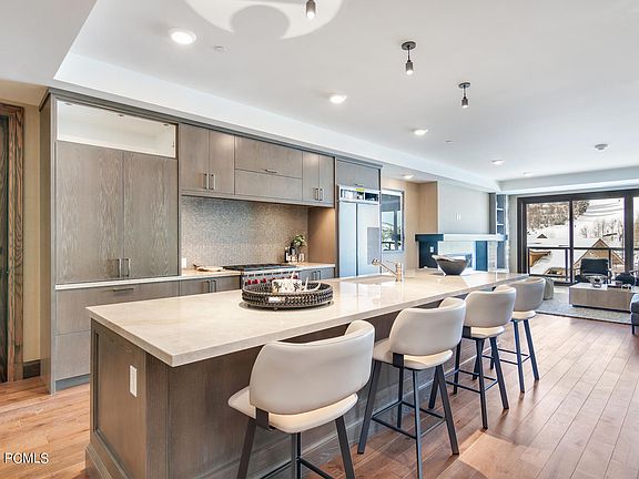 2nd image of 2290 E Deer Valley Dr #203