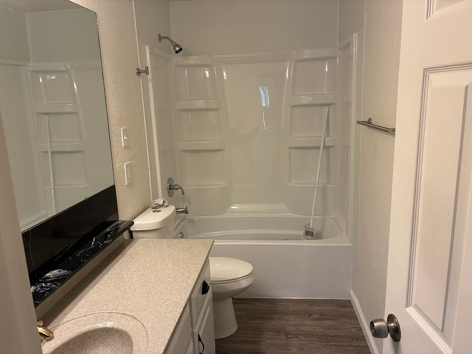 3 bed, 1368 sqft, $1,850 — Photo 4