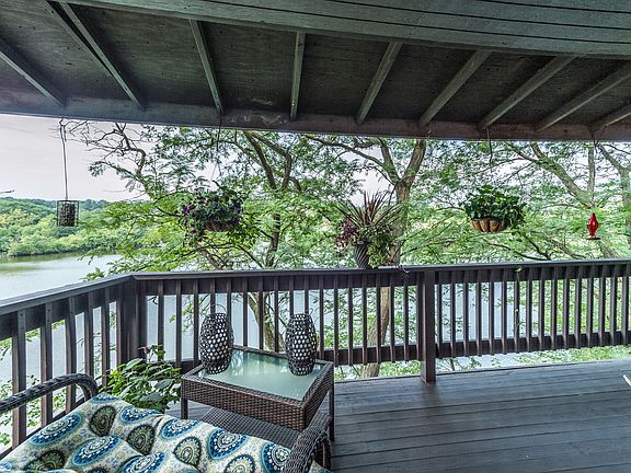 2nd image of 5508 E Lake Dr #100