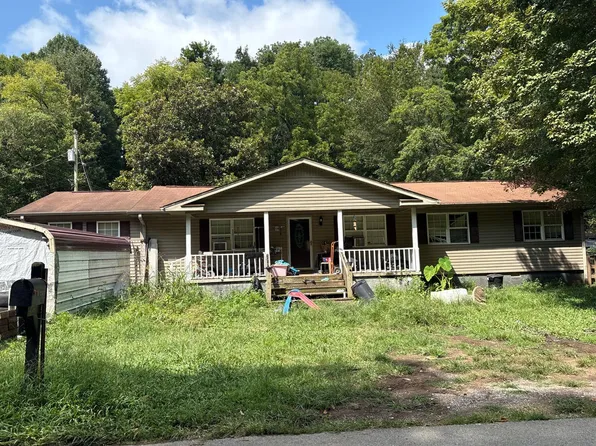 370 Midway Dr, Erin, TN 37061