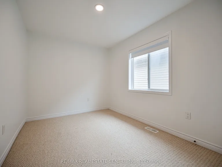 226 Lormont Blvd — Photo 27